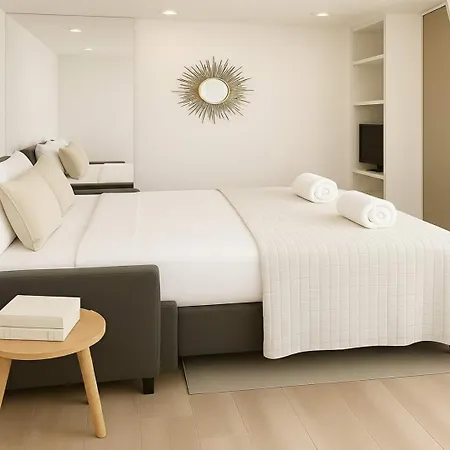 Louvre - Premium For 3