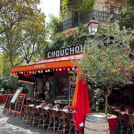 Stylish Steps From Le Marais Paris