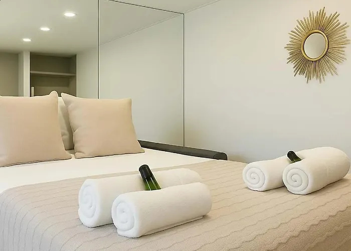 Louvre - Premium For 3 * Paryż