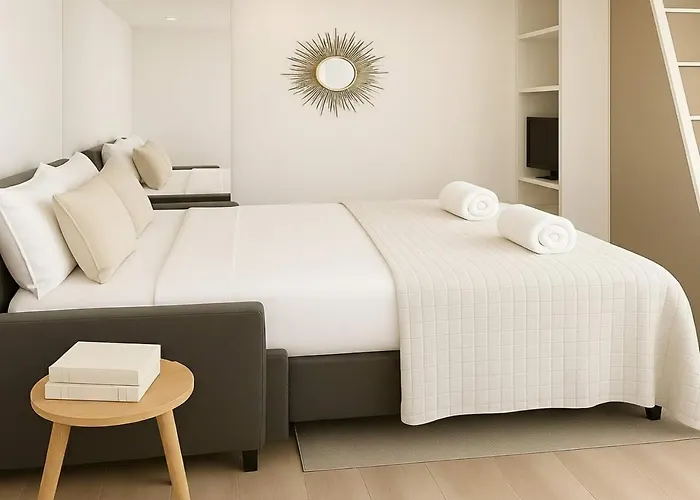 Louvre - Premium For 3